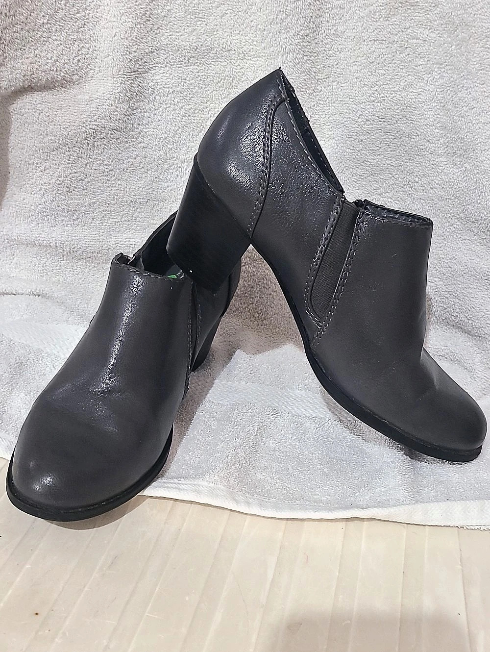 Bass, Gray Ankle Boots For Women